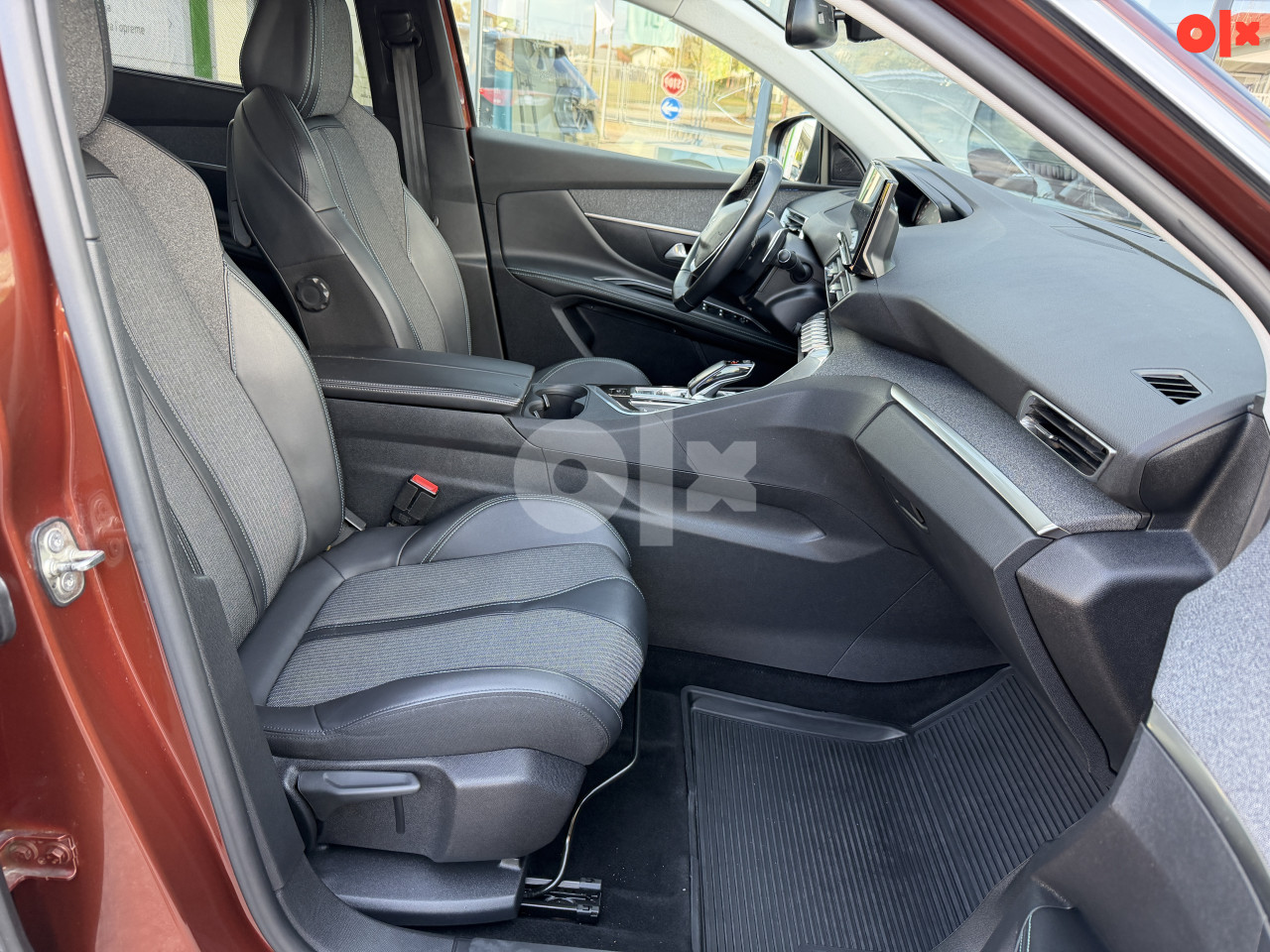 Peugeot 5008 1.5 BlueHDI 96KW Tiptronic 7-sjedista Autorad doo