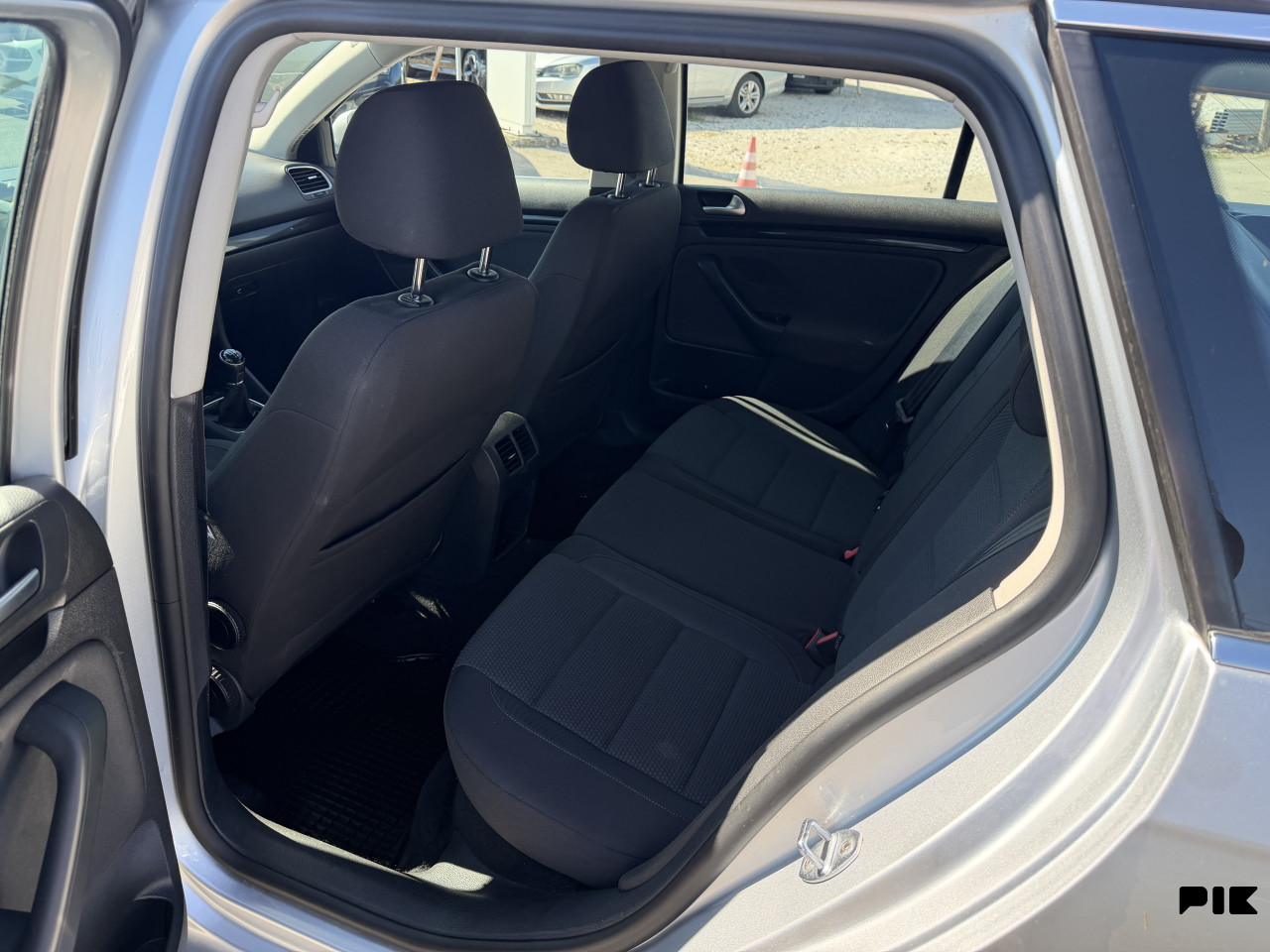 Golf 1.6 Tdi 77 Kw Autorad doo