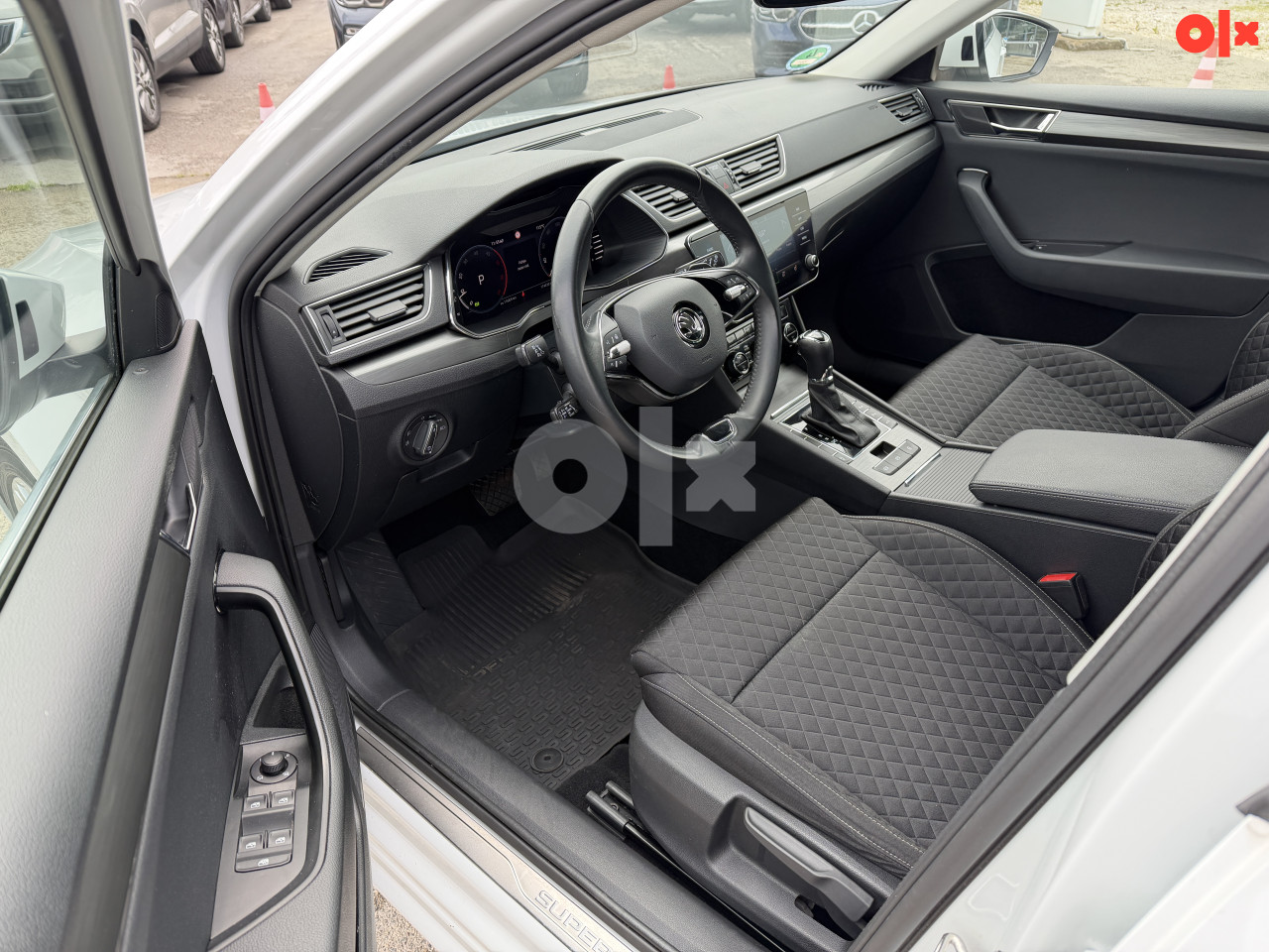Škoda Superb 2.0 Tdi 110 Kw dsg virtual navi Autorad doo