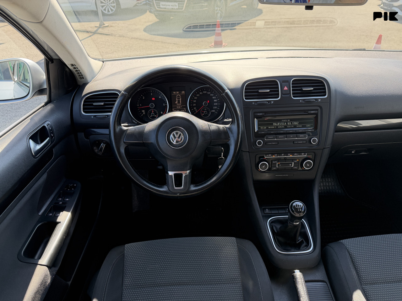 Golf 1.6 Tdi 77 Kw Autorad doo