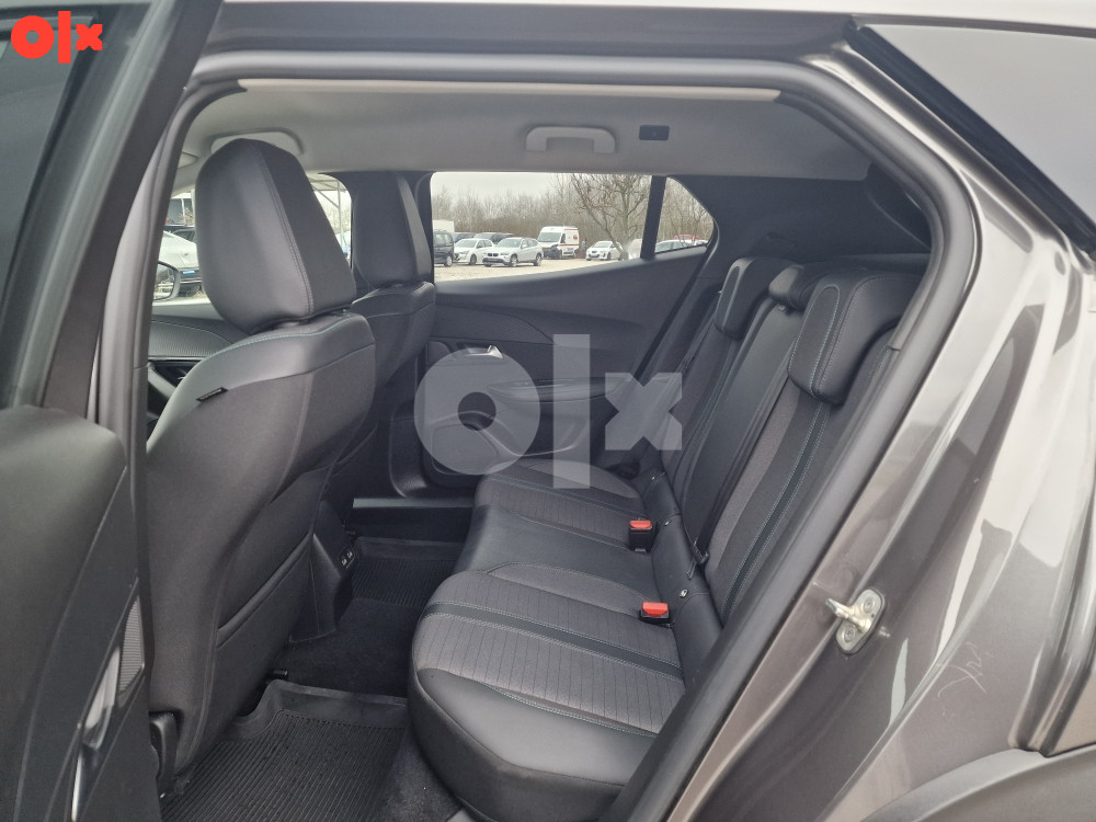 Peugeot 2008 1.2  Automatik Allure pack - Autorad doo