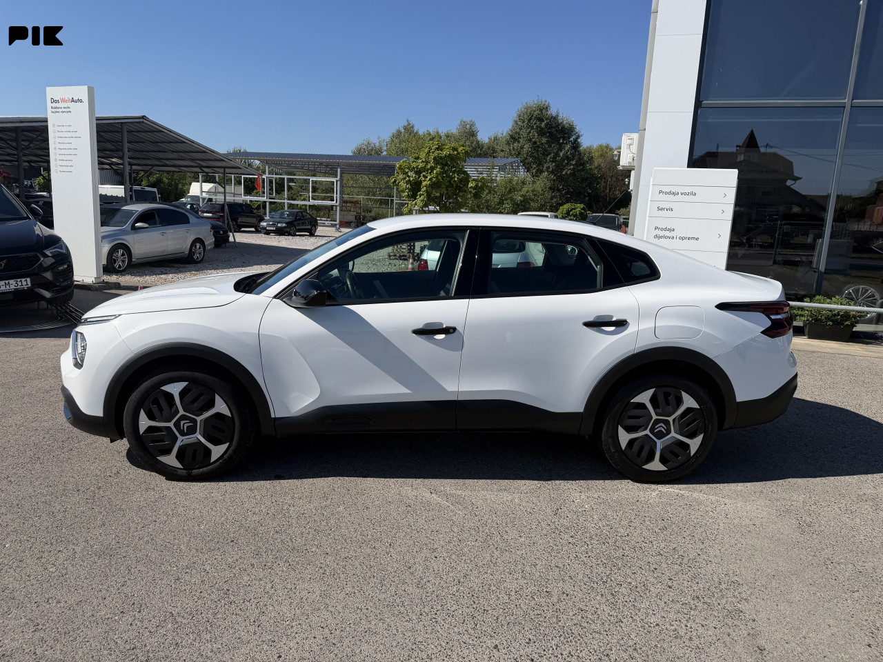 Citroen C4 X  1.2 Benzin 74 Kw Man6 Virtual Autora doo