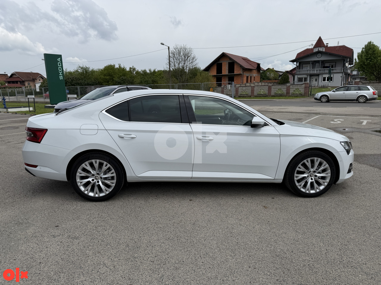 Škoda Superb 2.0 Tdi 110 Kw dsg virtual navi Autorad doo