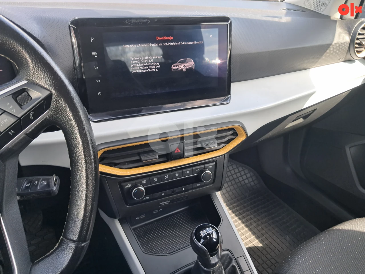 Seat Arona 1.0 TSI MAN 110KS - Autorad doo