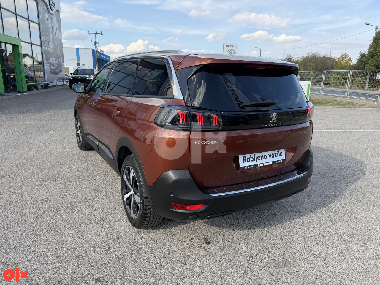 Peugeot 5008 1.5 BlueHDI 96KW Tiptronic 7-sjedista Autorad doo