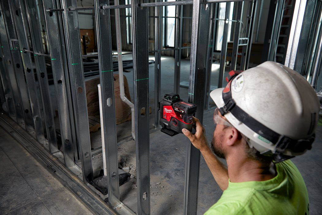 Aku laserski nivelir križni Milwaukee M12 3PLKIT-401P