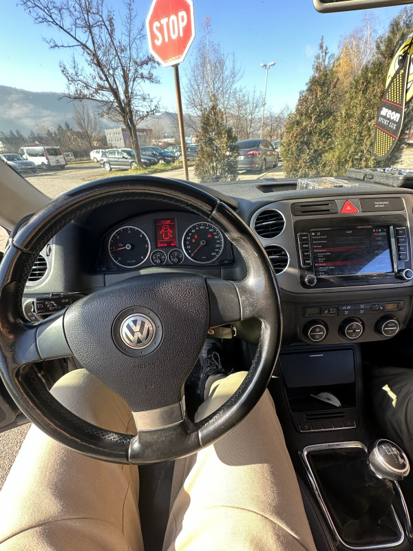 Radio Multimedija VW 4+64 GB Android VW Polo Golf Touran Passat