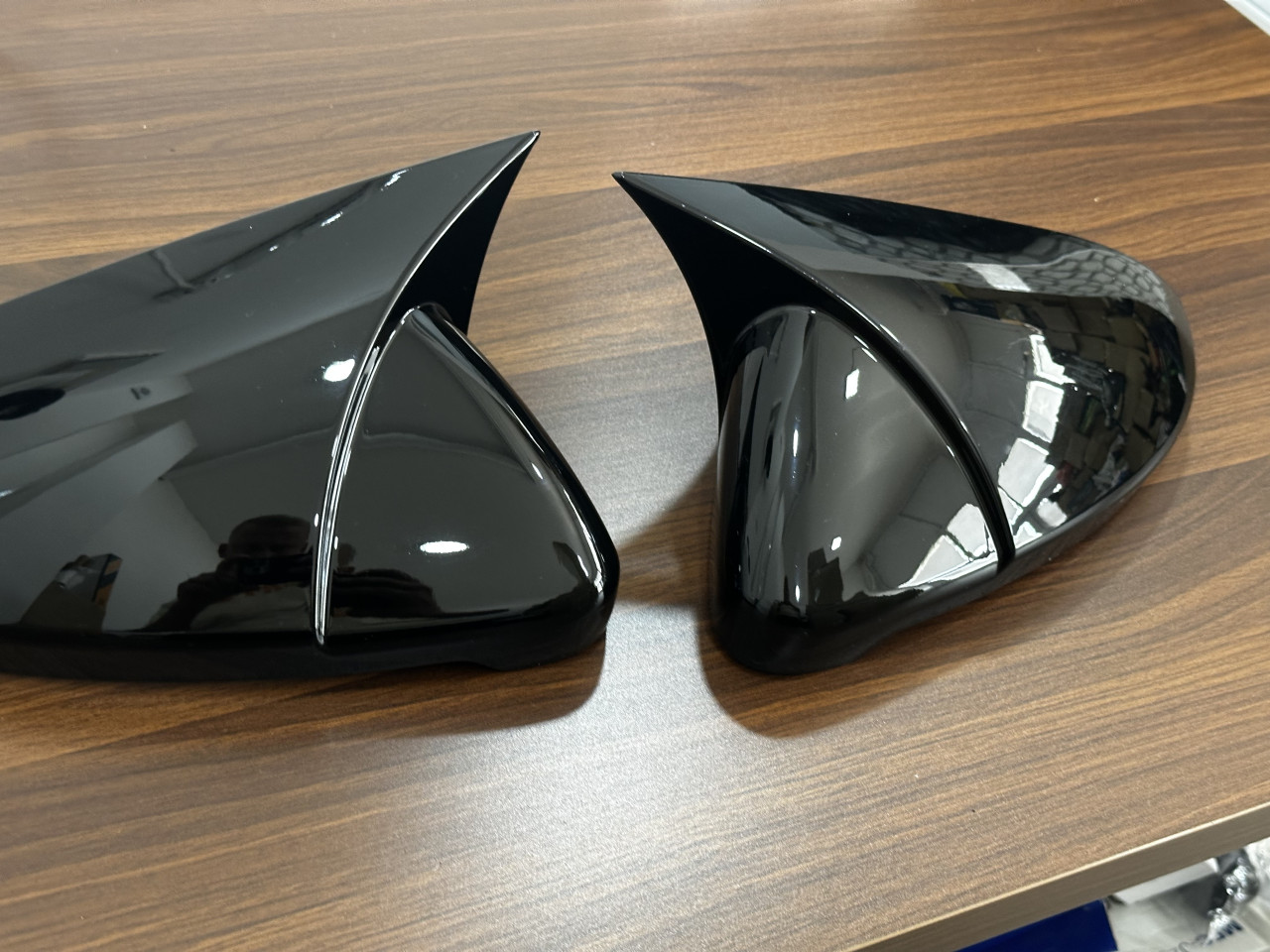 Poklopci retrovizora GOLF 7 Batman Batstyle Crni Glossy