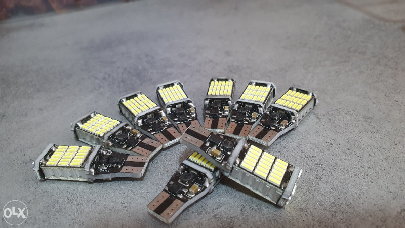 LED XENON H8 H9 H11 V20 Maglenke