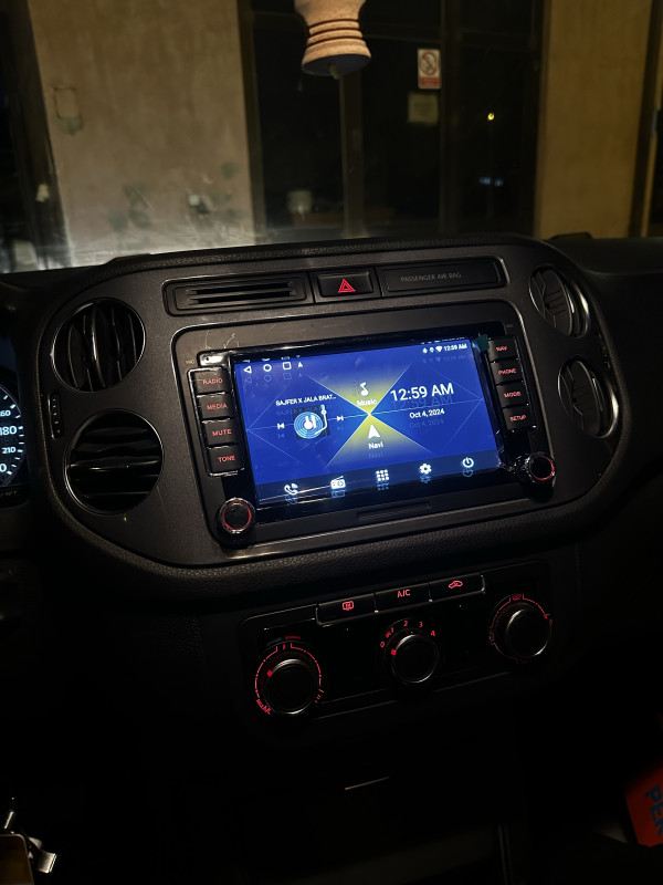 VW Tiguan Android Multimedija Navigacija 4+64GB 7incha