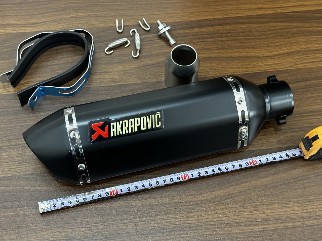Akrapovic auspuh skuter motor 37 cm + db kiler