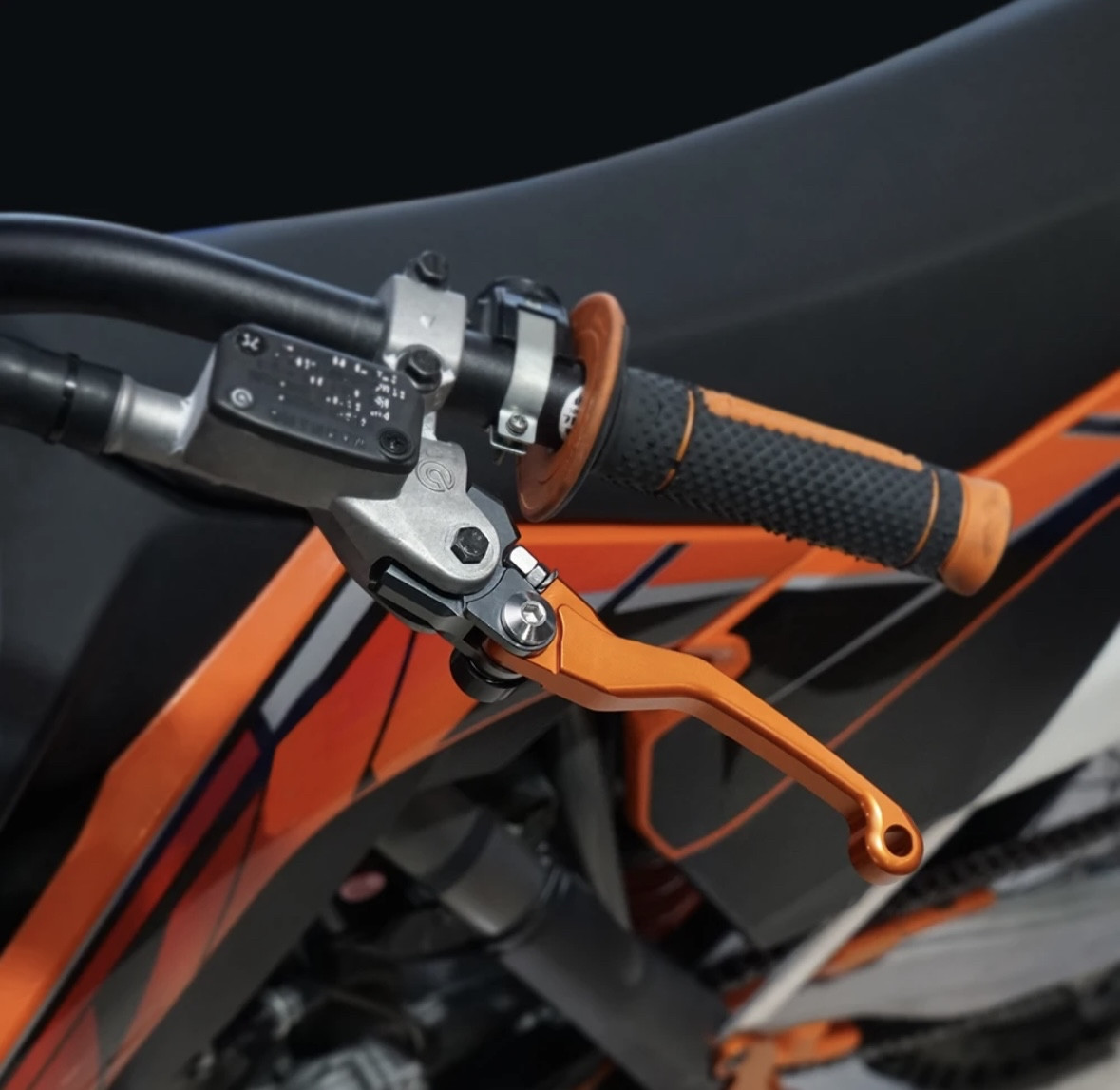 KTM Husqvarna Gas Gas Poluge Kocnica kocnice kvacilo cross motor