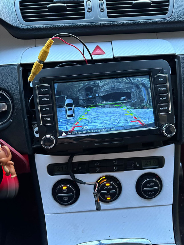 Radio Multimedija VW 4+64 GB Android VW Polo Golf Touran Passat