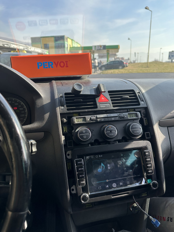 Multimedija Navigacija VW Touran 4+64gb7incha aux bluetooth video