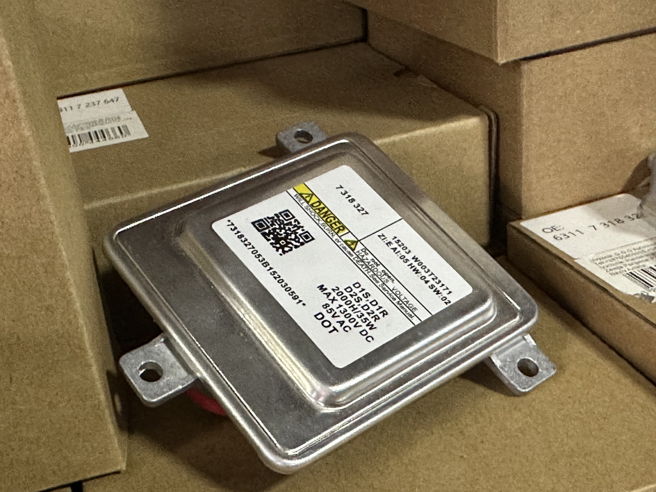 Balast Fara F10 E90 Bmw Mercedes Volvo Upaljac Elektronika Fara