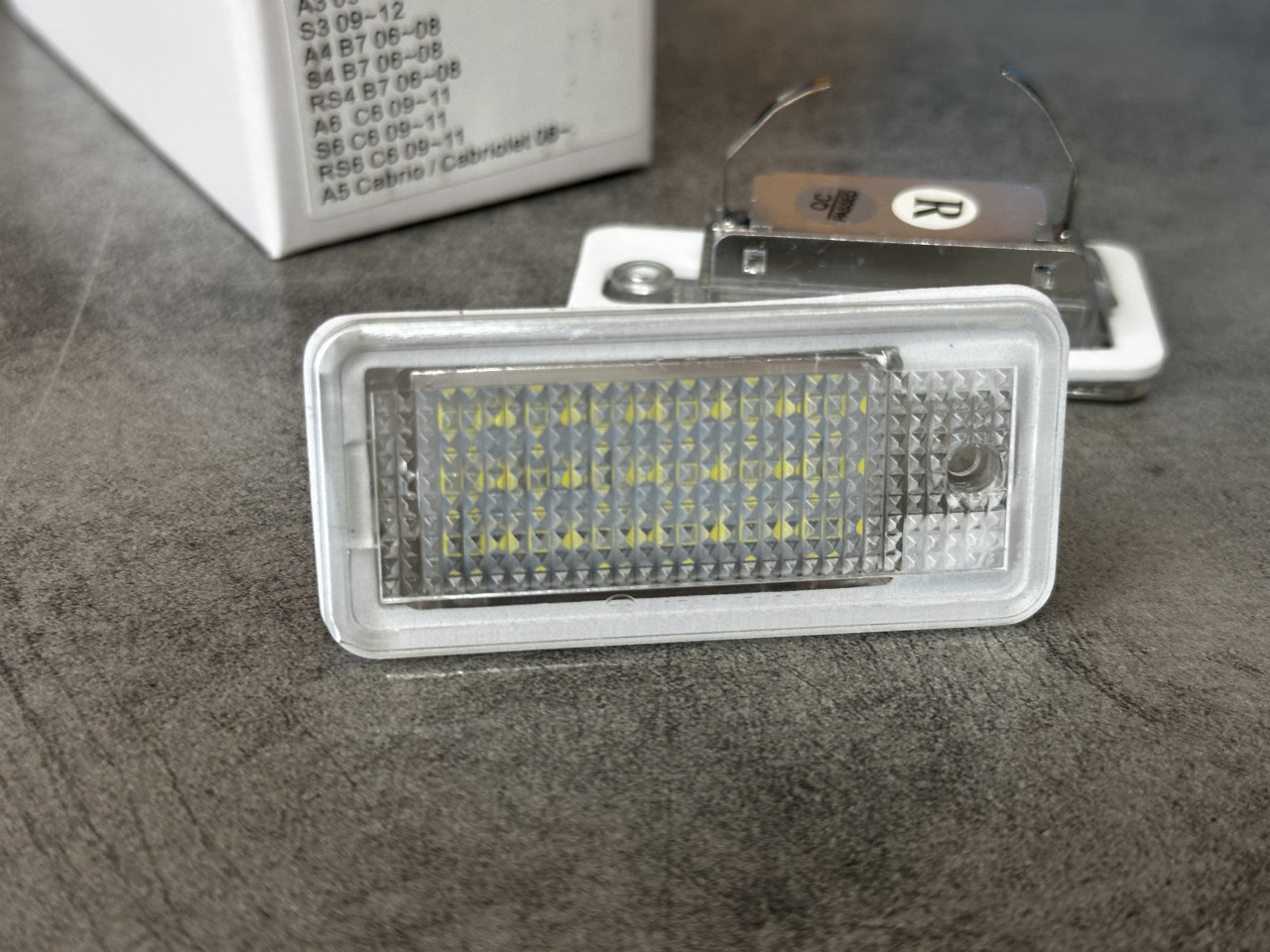 Audi A3 A4 A5 A6 LED Sijalice tablica kuciste tablice