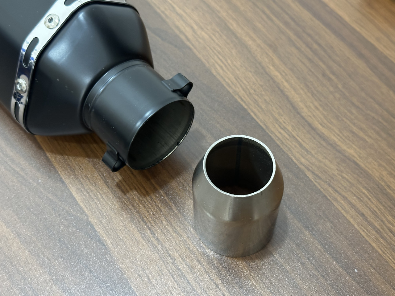 Akrapovic auspuh skuter motor 37 cm + db kiler