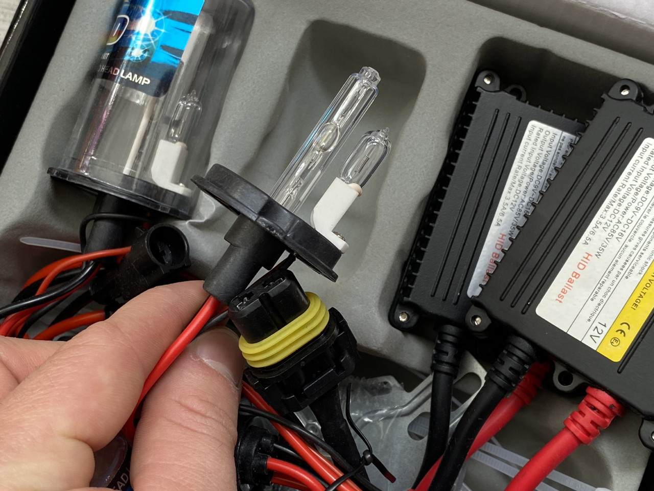 XENON Sijalice H4 Dugo Kratko Canbus