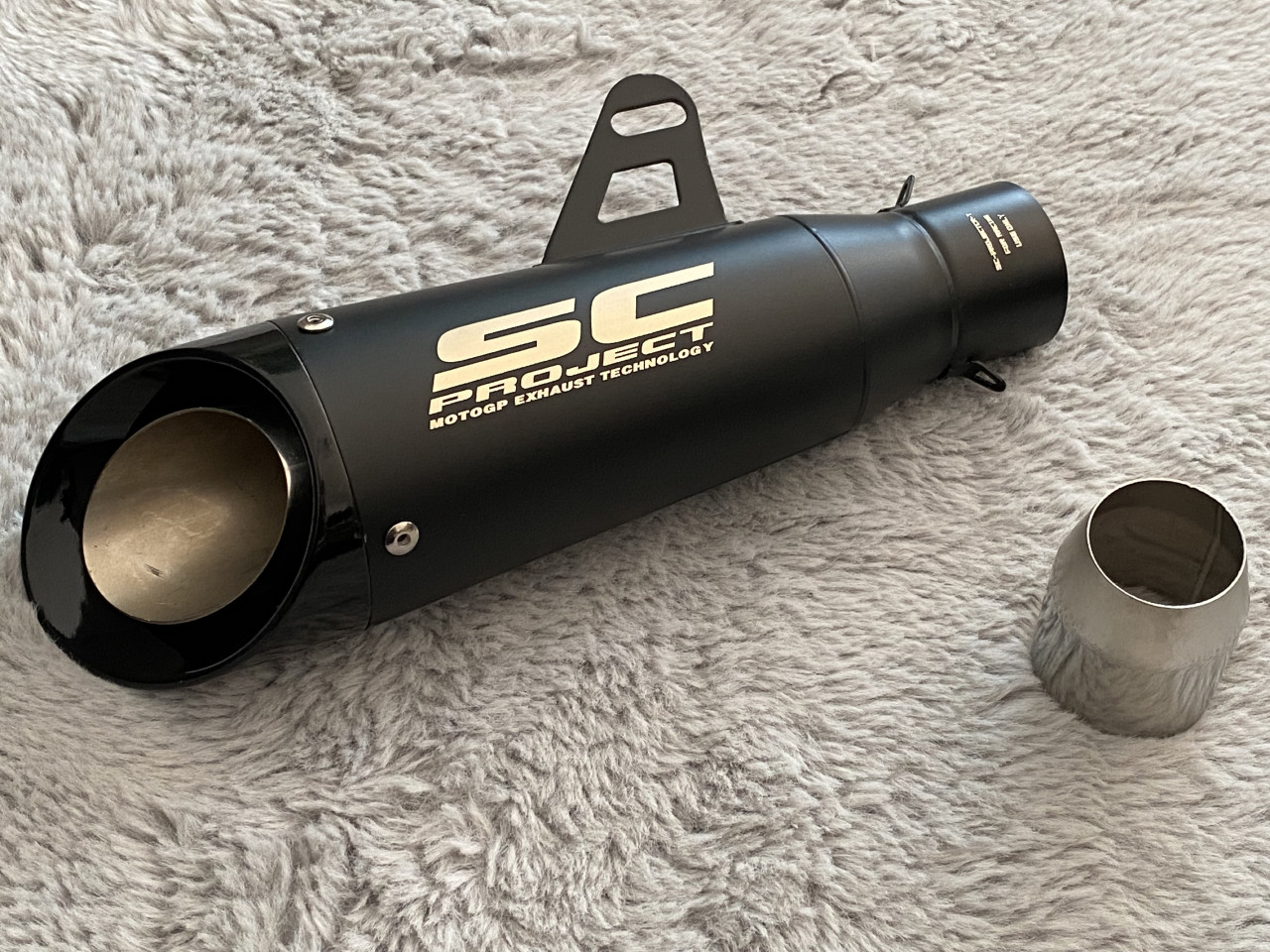 Auspuh za motor SC Project Akrapovic Mivv