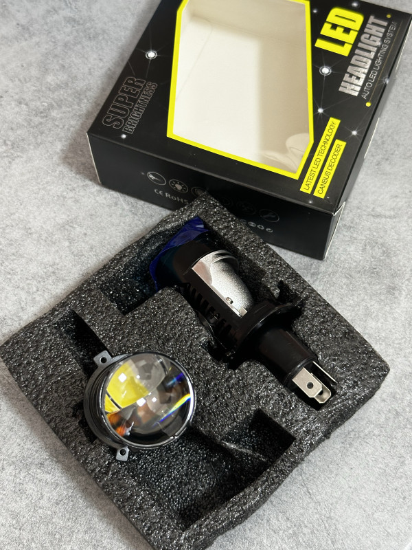 LED Sijalice H4 ubodne sa socivom led skuter motor auto 50w