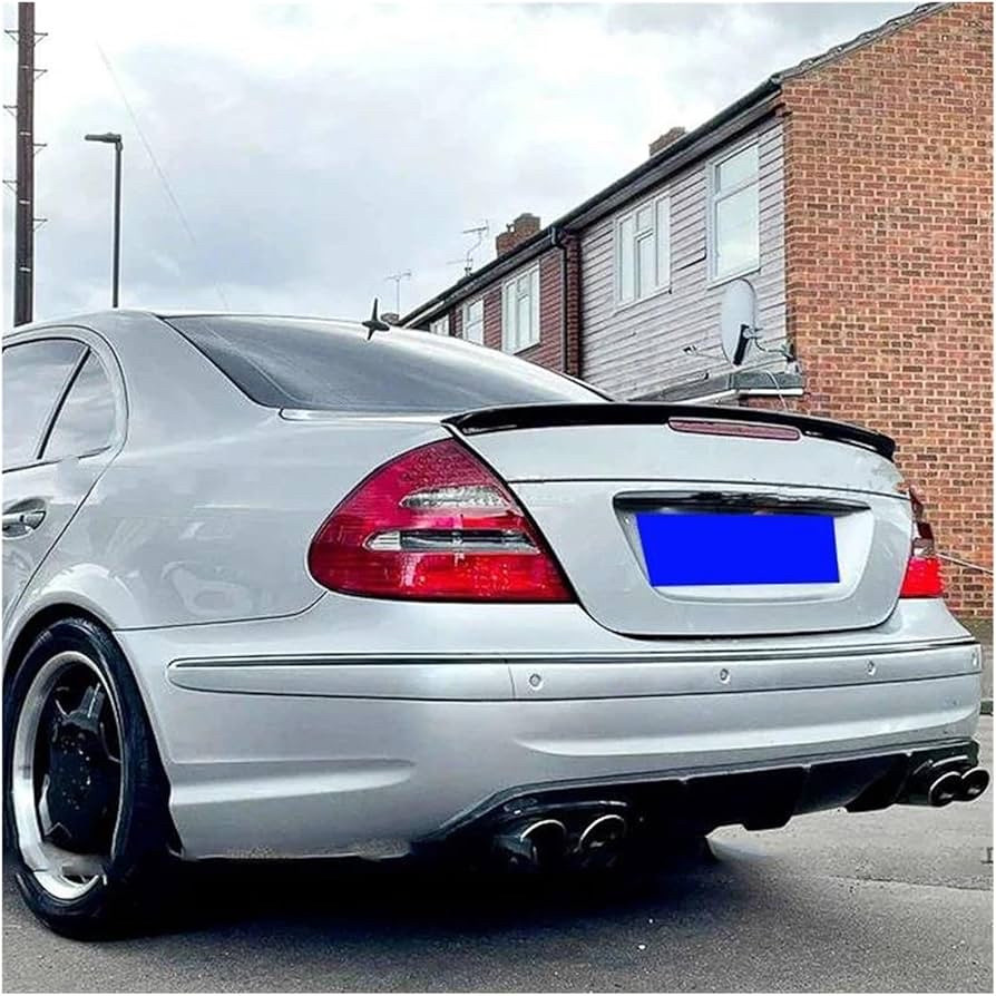 Mercedes w211 w212 w213 w205 spojler gepeka lip crni c e klasa