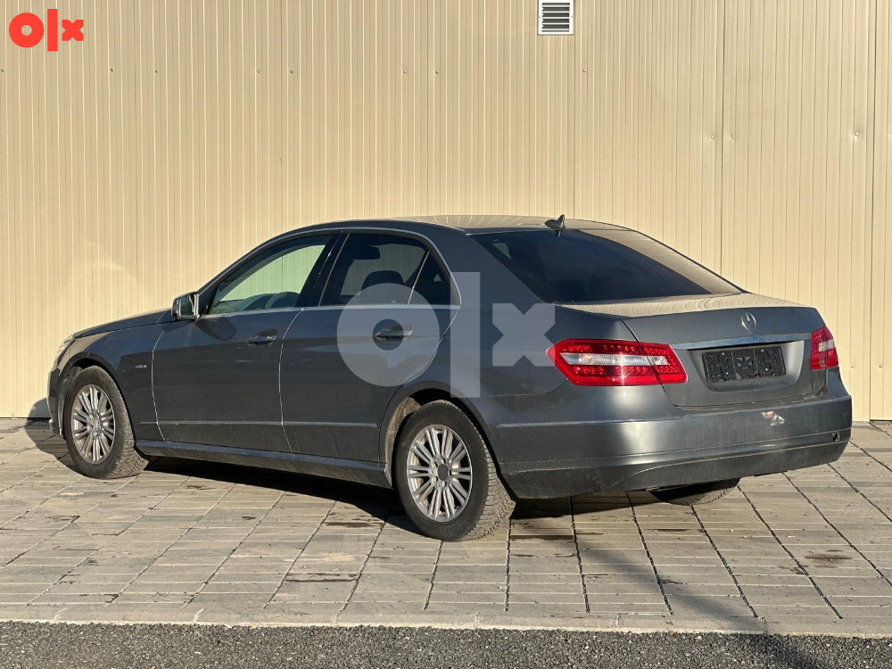 Mercedes-Benz E 200 2009 god.