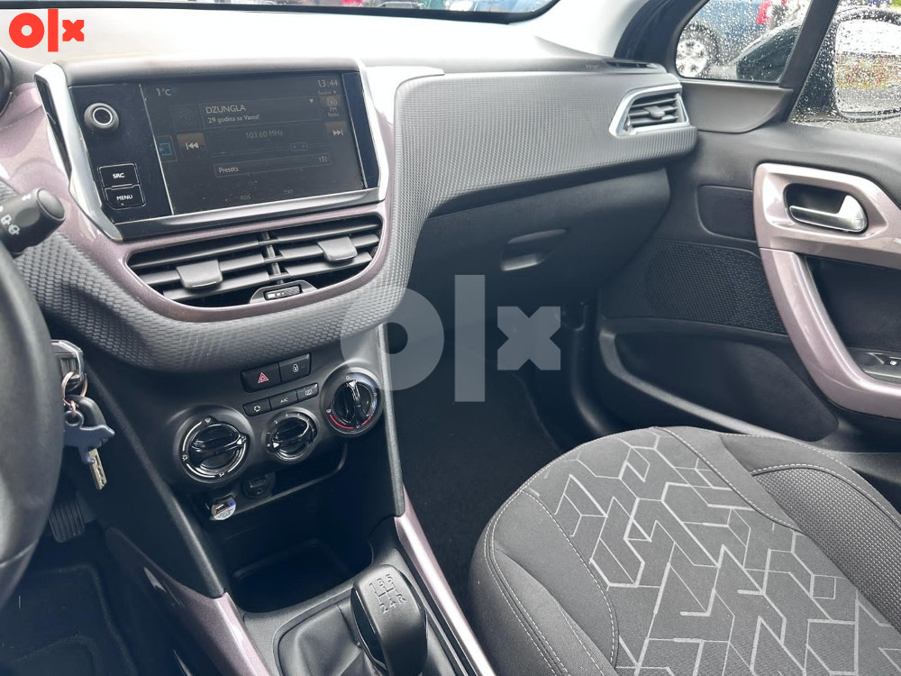 Peugeot 2008 1.6 e-HDi 68 KW 2015 god.