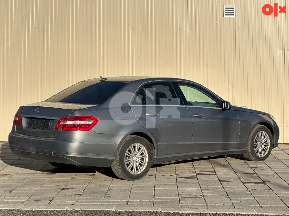 Mercedes-Benz E 200 2009 god.