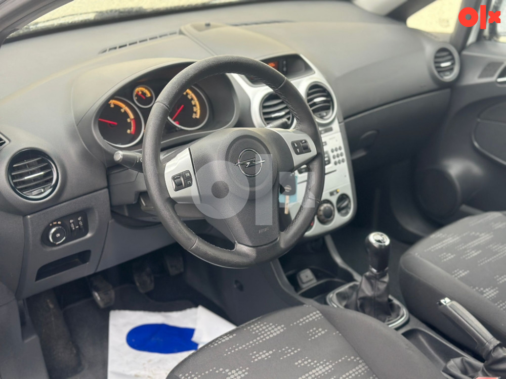 Opel Corsa 1.3 CDTi 70 KW 2011 god.
