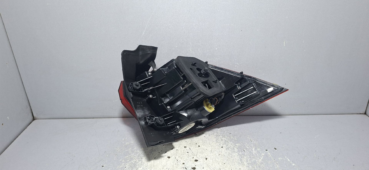 DIJELOVI STOP SVJETLO VW TIGUAN > 16-20 2.0 5NA945095B
