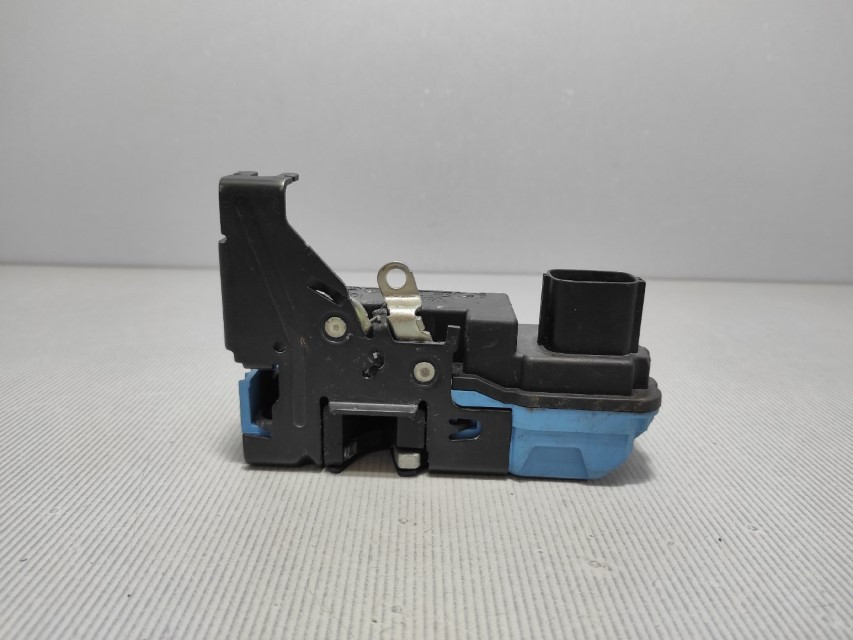 DIJELOVI BRAVA VRATA VOLVO XC90 > 02-06 30699748