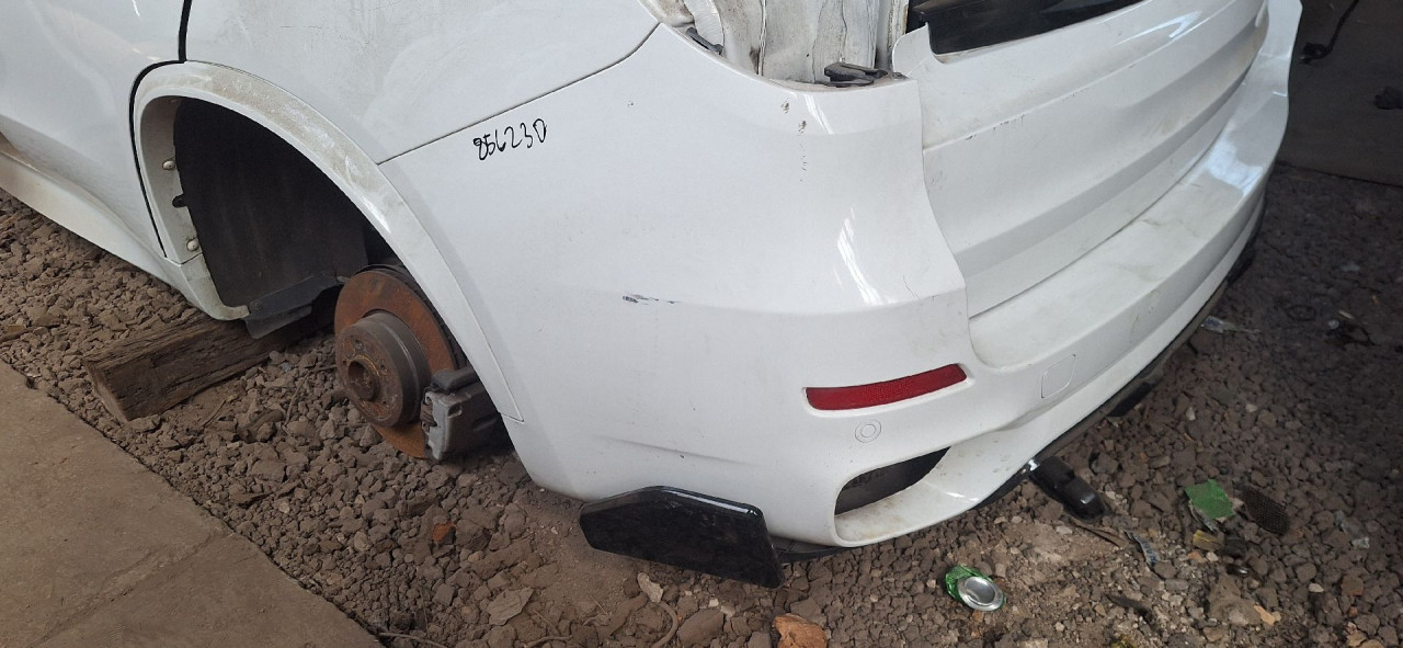 DIJELOVI BRANIK BMW X5 (F15) > 13-18 51128058060