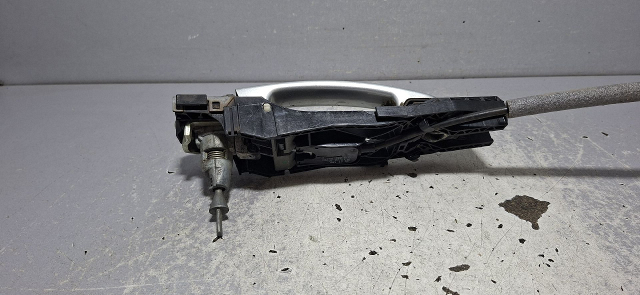 DIJELOVI RUCKA VRATA VW TIGUAN > 07-11 2.0 5N0837885H