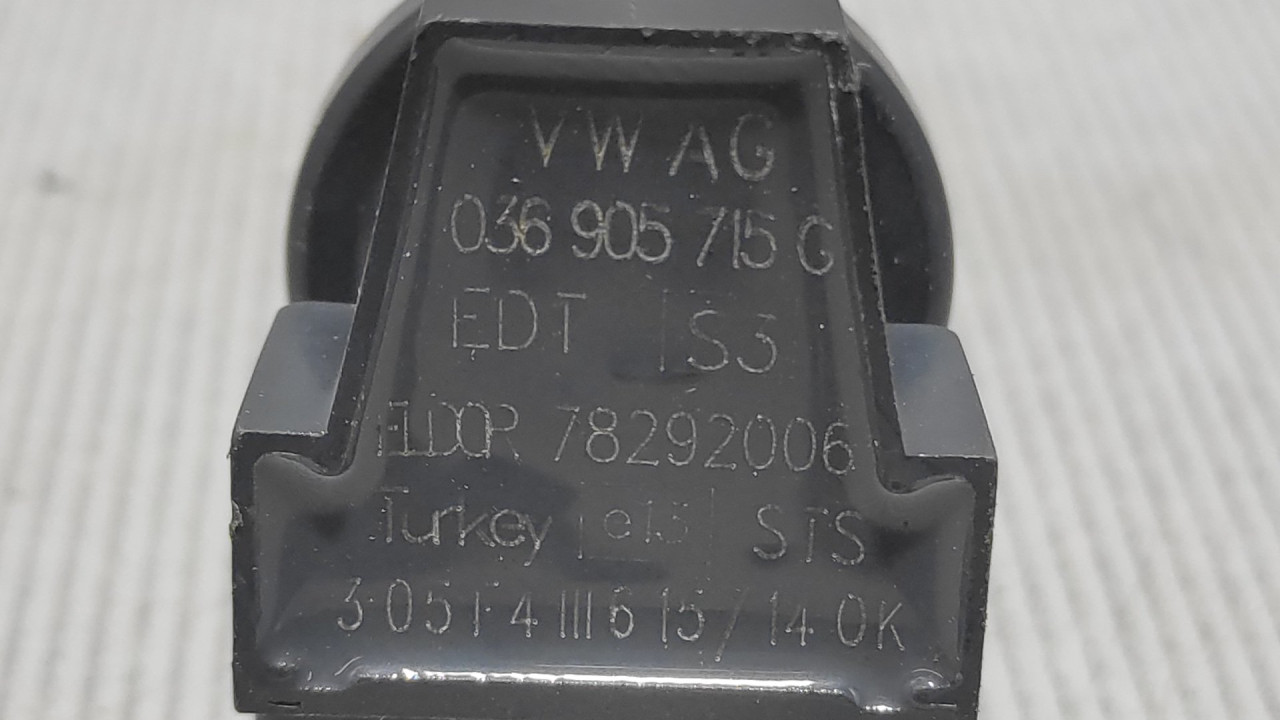 DIJELOVI BOMBINA VW POLO > 09-14 036906715G