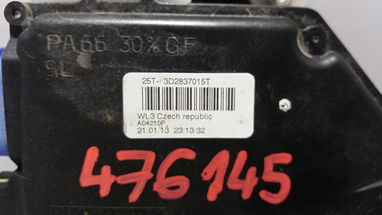 DIJELOVI BRAVA VRATA VW TOURAN > 10-15 3D2837015T
