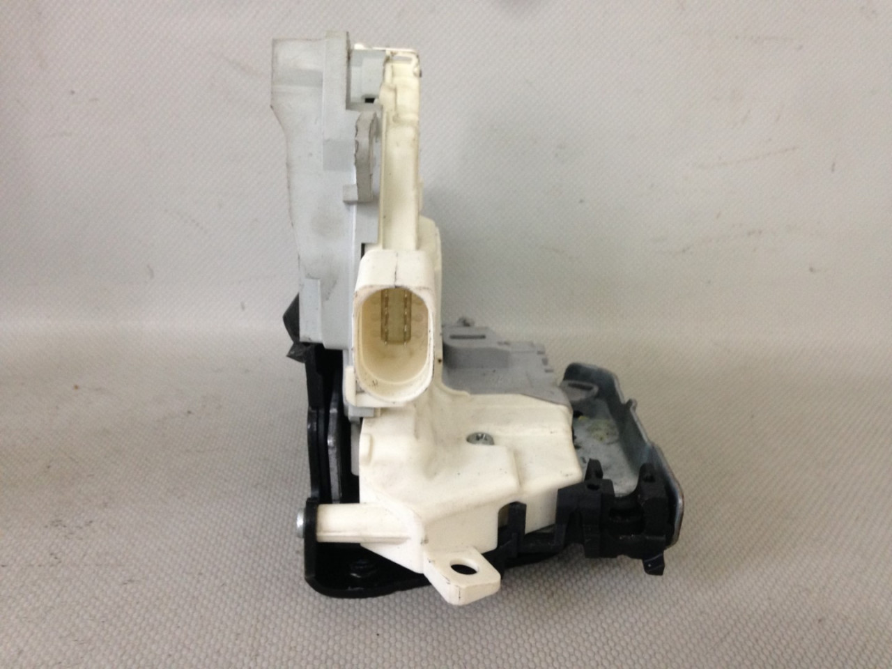 BRAVA VRATA AUDI A3 (8V1/8VA) > 12-16 4G0839015C