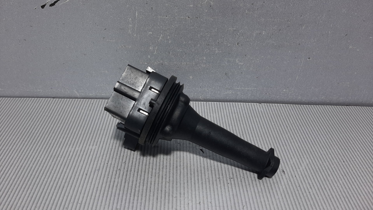 DIJELOVI BOMBINA VOLVO V70 > 08-11 30713417