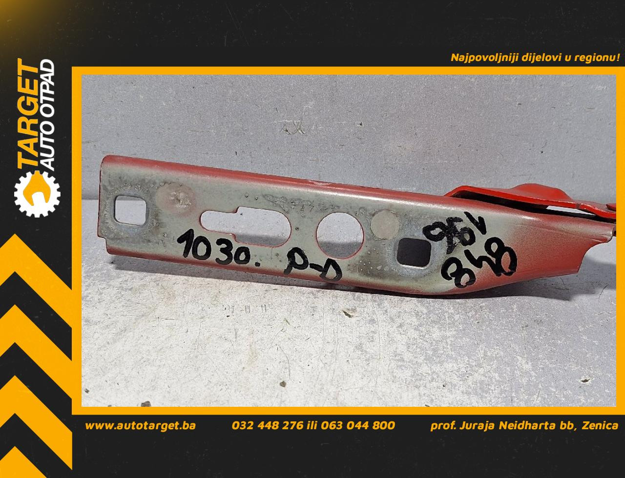 DIJELOVI SKARE OD HAUBE AUDI Q3 > 11-15 2.0 8J0823302