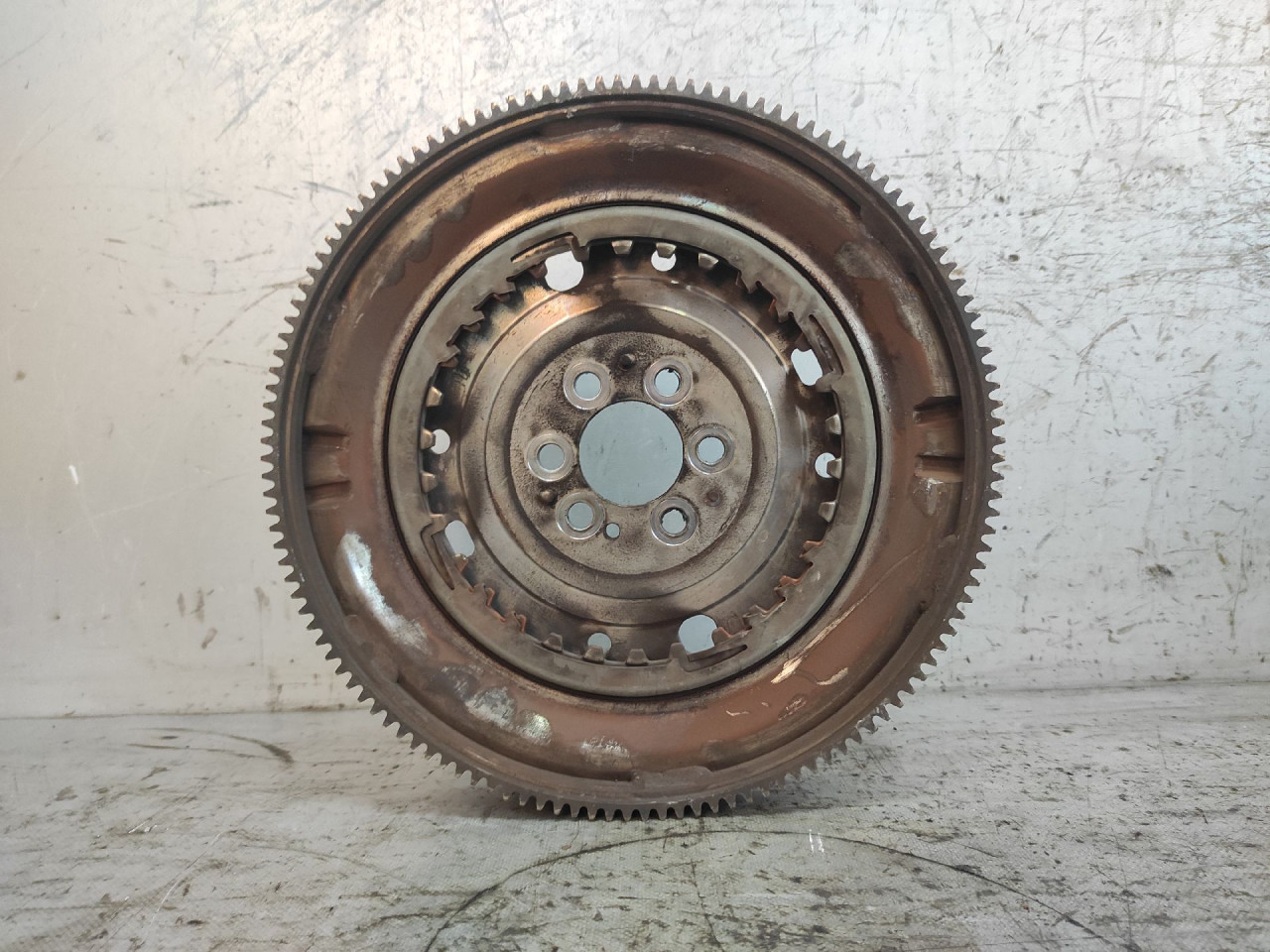 DIJELOVI ZAMAJAC VW POLO > 09-14 03L105266DB