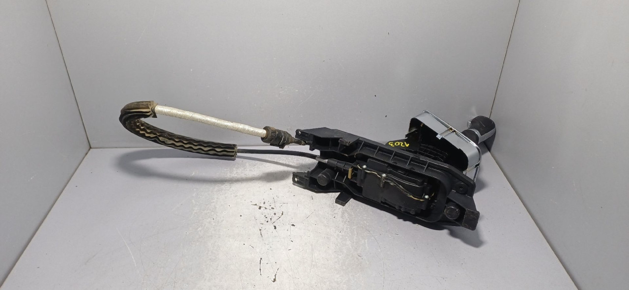 DIJELOVI SALTEBLA VW TIGUAN > 11-15 5N2713025G
