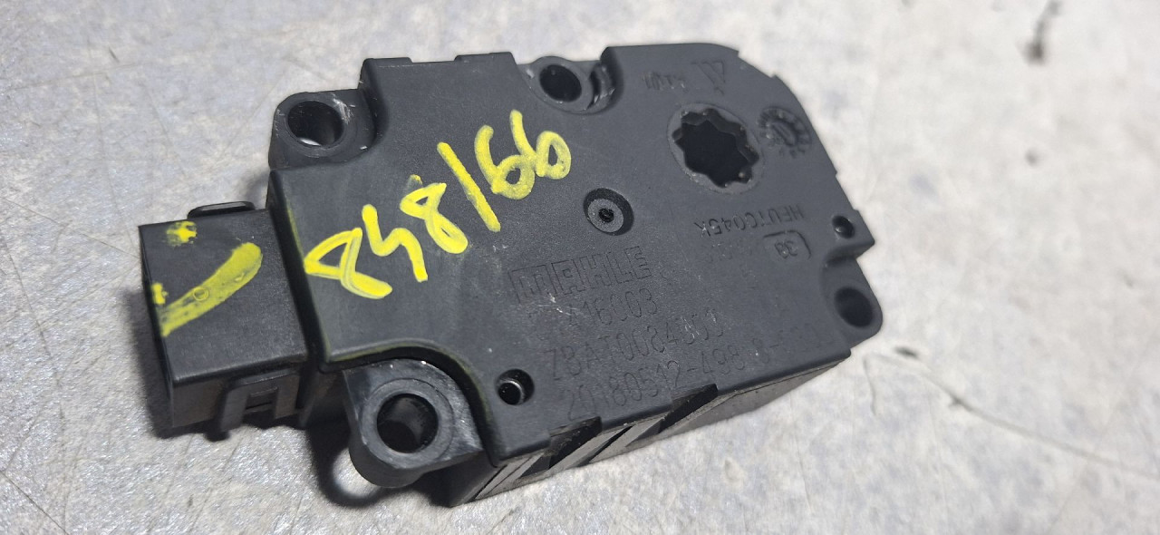 DIJELOVI MOTORIC KLAPNE AUDI A4 (B9) > 15-18 ZBAT0084D03
