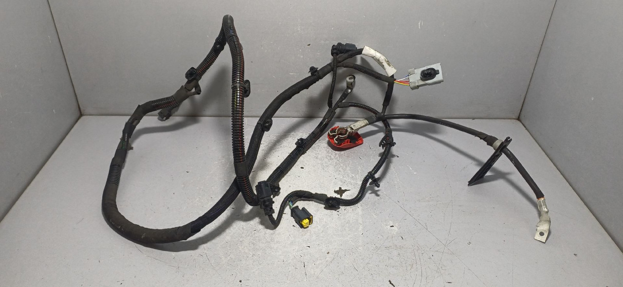 DIJELOVI KLEMA OPEL ASTRA L > 22 -  9829002080