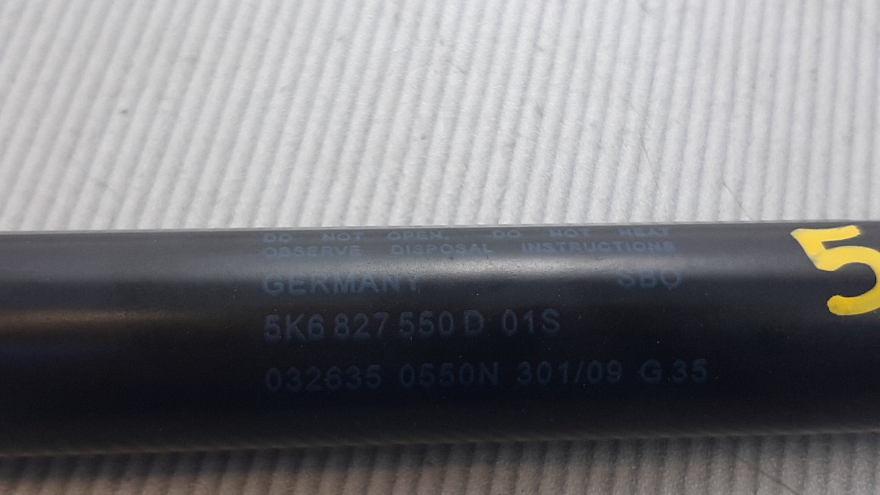 AMORTIZER GEPEKA VW GOLF 6 > 08-12 5K6827550D