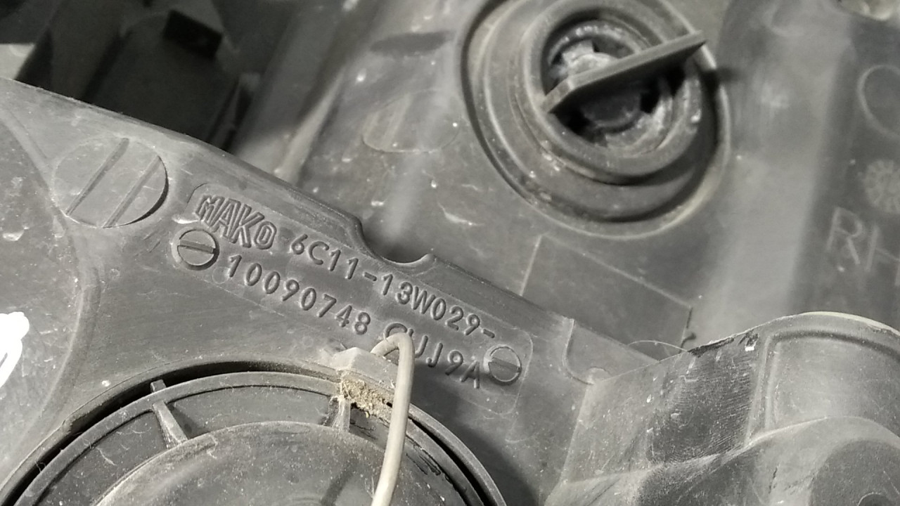 DIJELOVI FAR FORD TRANSIT > 06-13 6C1113W029