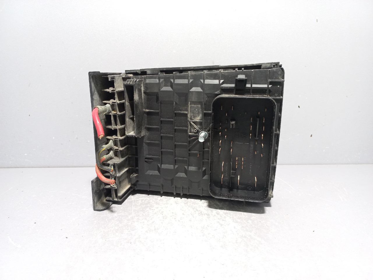 ELEKTRONIKA KUTIJA OSIGURACA VW CADDY > 03-10 1K0937125