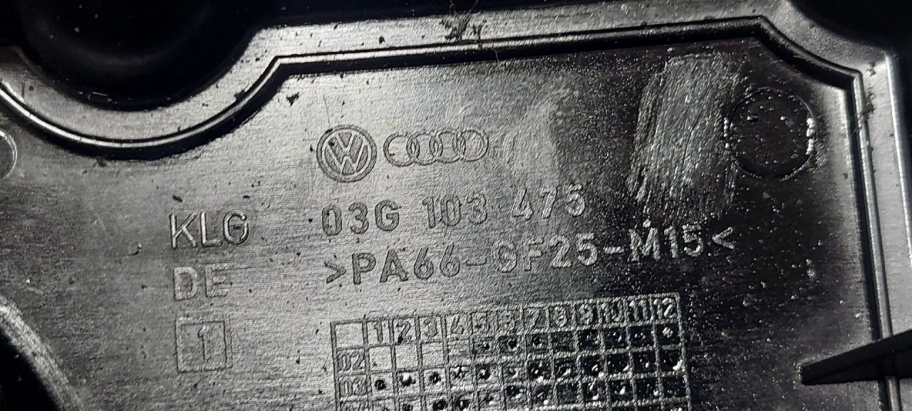 DIJELOVI DEKLO VW GOLF 5 > 03-08 03G103475
