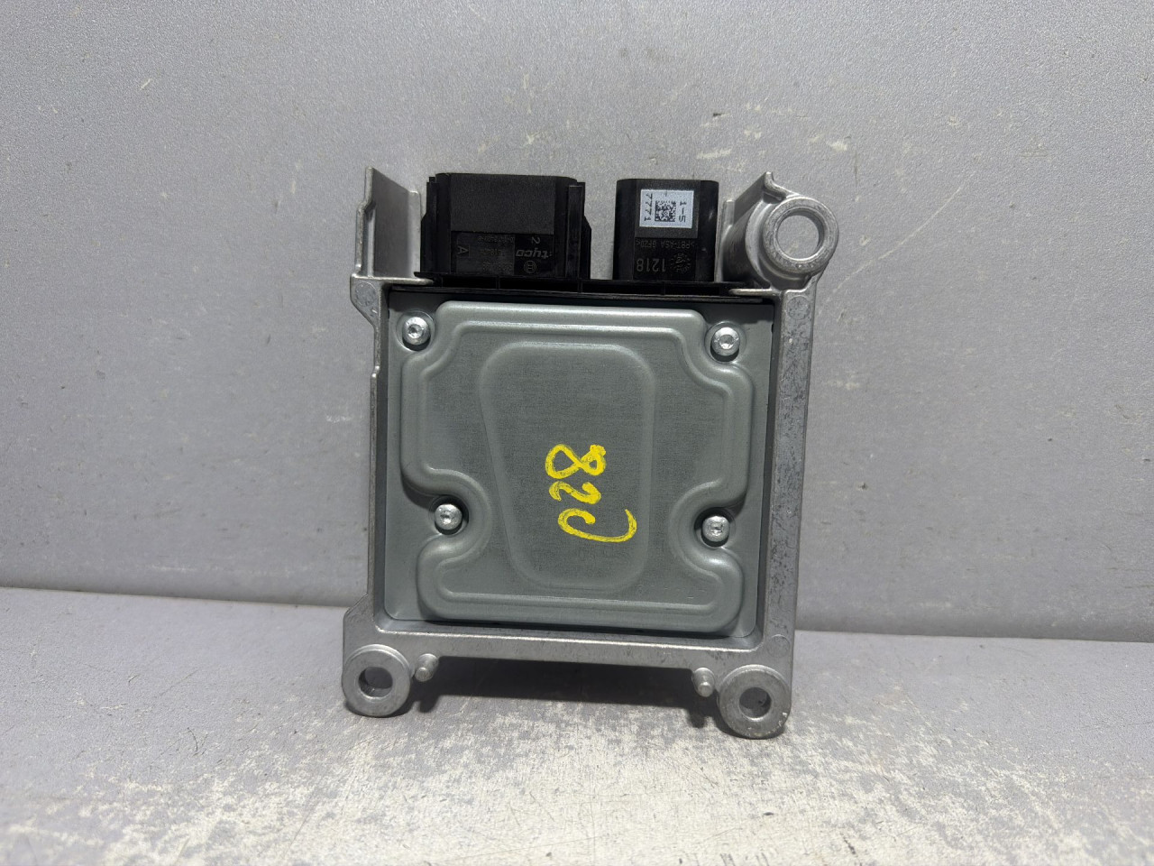 DIJELOVI ELEKTRONIKA AIRBAGA FORD KUGA > 08-12 9V4T14B321AA
