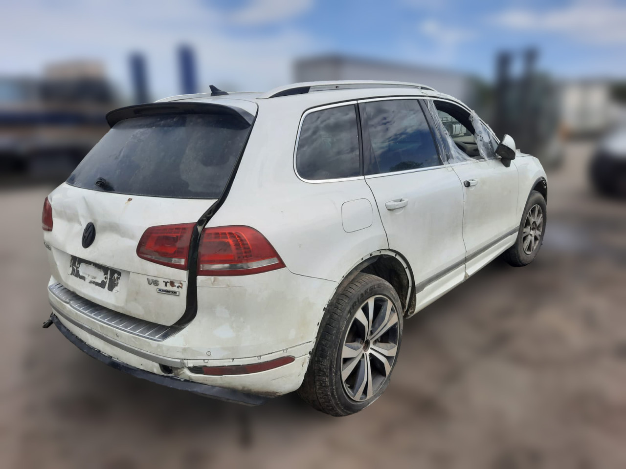 DIJELOVI VW TOUAREG > 14-18 193 Dizel CVVA MOTOR