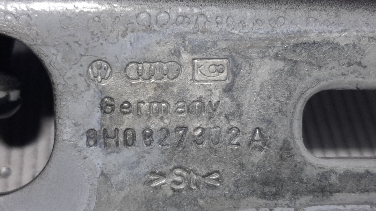 BAGLAMA GEPEKA AUDI A4 (B7) > 04-07 8H0827302A