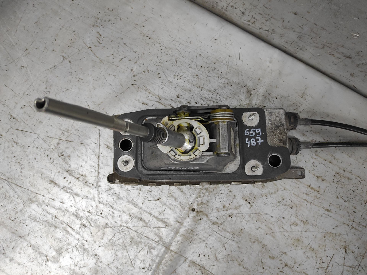 DIJELOVI SALTEBLA VW TIGUAN > 11-15 5N0711049P